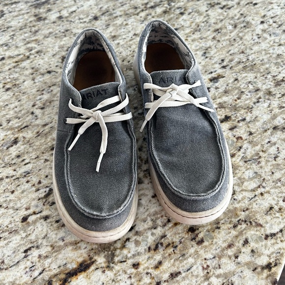 Ariat Hilo’s - Picture 1 of 10